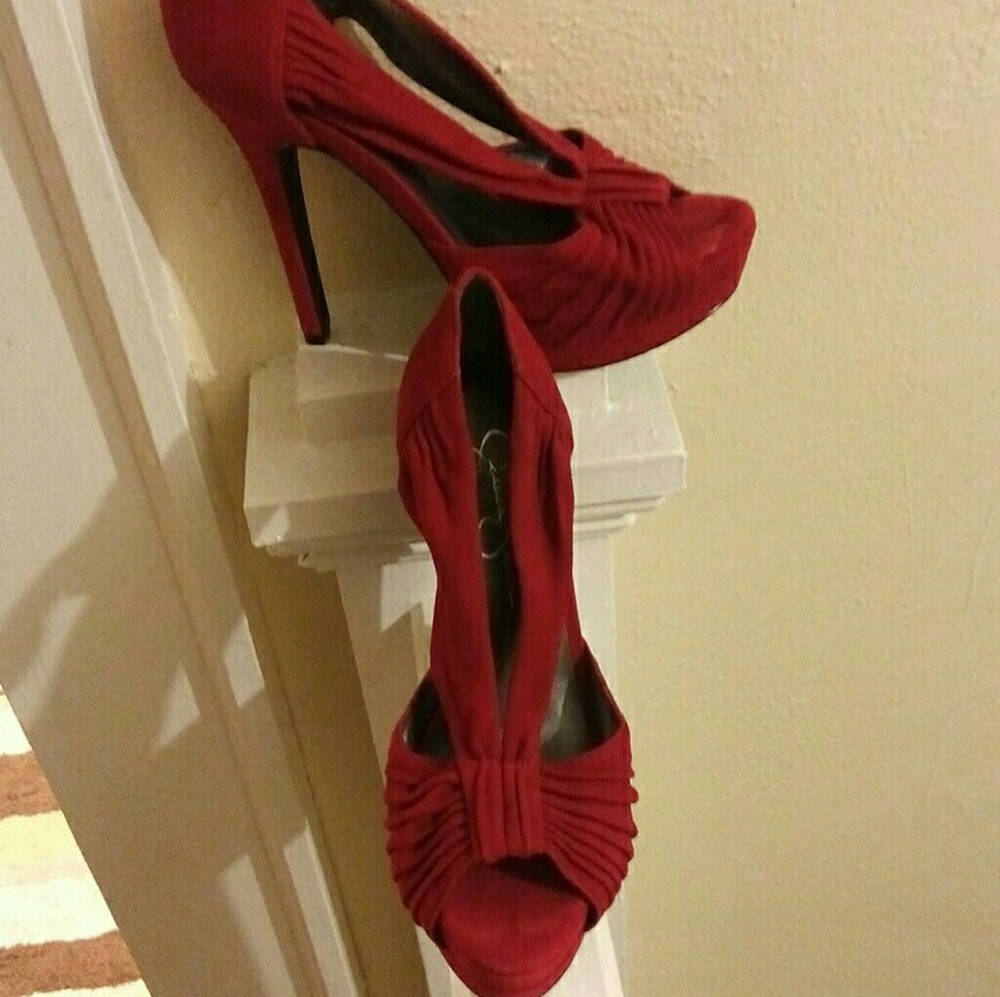 Designer shoes by Jessica Simpson!